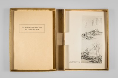 Lot 829 - A GROUP OF 25 AUCTION CATALOGS AND BOOKS ON EAST ASIAN ART