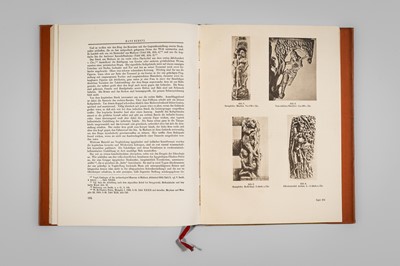 Lot 829 - A GROUP OF 25 AUCTION CATALOGS AND BOOKS ON EAST ASIAN ART