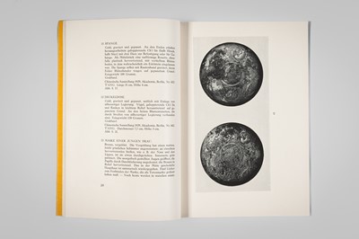 Lot 829 - A GROUP OF 25 AUCTION CATALOGS AND BOOKS ON EAST ASIAN ART