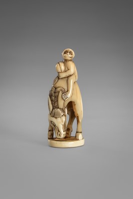 Lot 348 - AN IMPRESSIVE MARINE IVORY NETSUKE OF A MONKEY ON A HORSE
