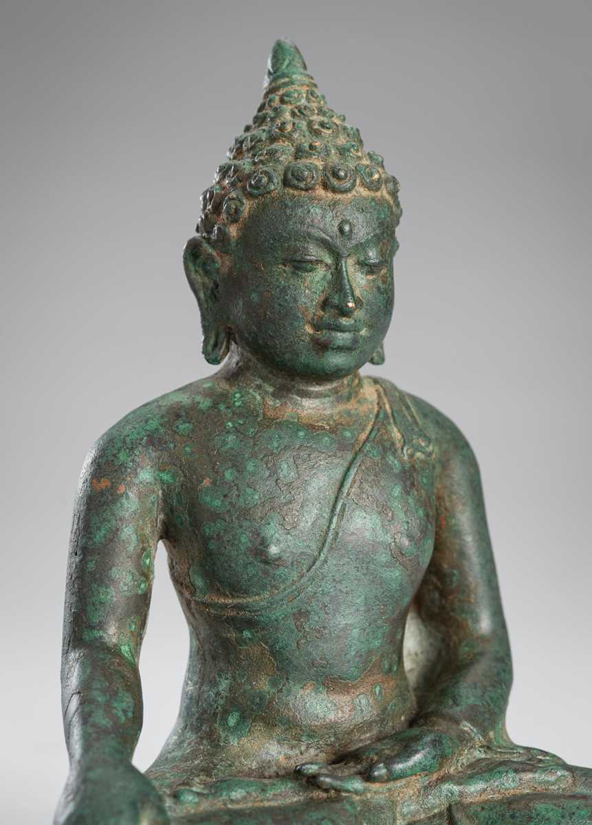 Lot 1372 - A BRONZE FIGURE OF BUDDHA AKSHOBYA, JAVA,