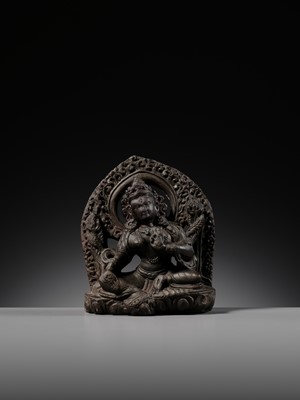 Lot 7 - A BLACK STONE STELE OF TARA, CIRCA 14TH CENTURY