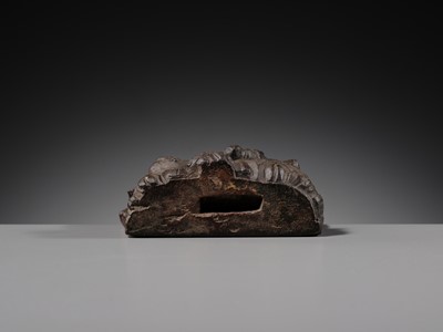 Lot 7 - A BLACK STONE STELE OF TARA, CIRCA 14TH CENTURY