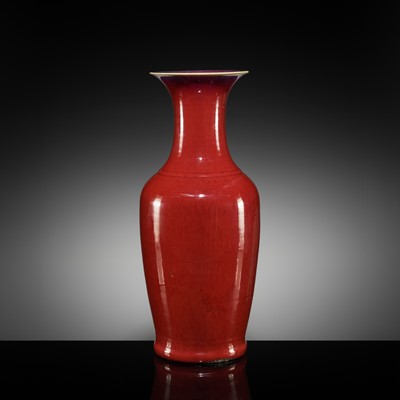 A LARGE FLAMBÉ GLAZED BALUSTER VASE, LATE 19TH CENTURY