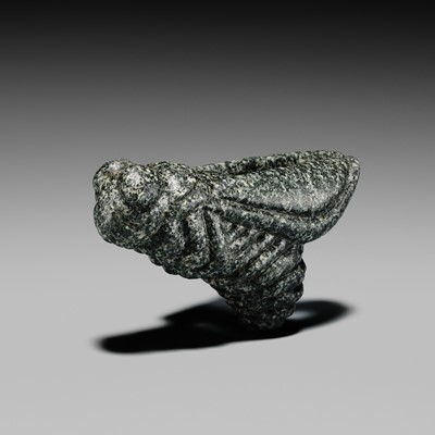 Lot 33 - A VERY RARE GRANITE AMULET OF A BEE, LATE PERIOD