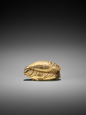 Lot 372 - KOSEN: A FINE IVORY NETSUKE OF TWO FISH AND BAMBOO