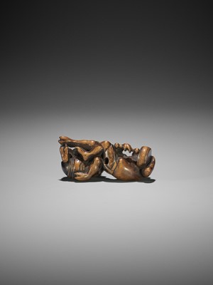 Lot 435 - A RARE WOOD NETSUKE OF RAIJIN AND FUJIN