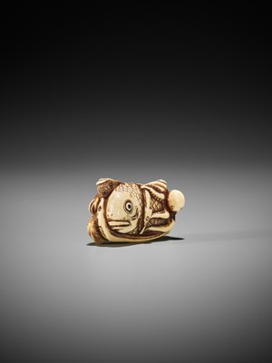 IKKOSAI: A FINE IVORY NETSUKE OF MARINE LIFE