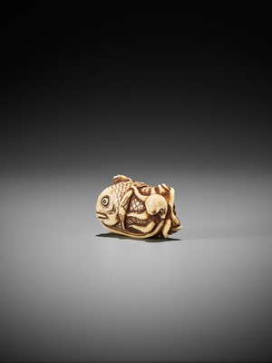 IKKOSAI: A FINE IVORY NETSUKE OF MARINE LIFE