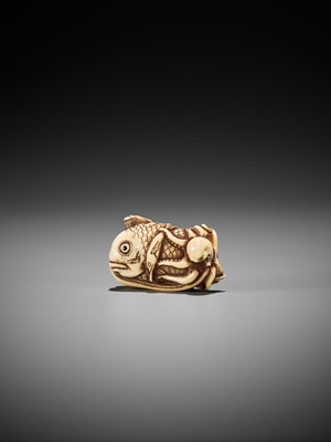 IKKOSAI: A FINE IVORY NETSUKE OF MARINE LIFE