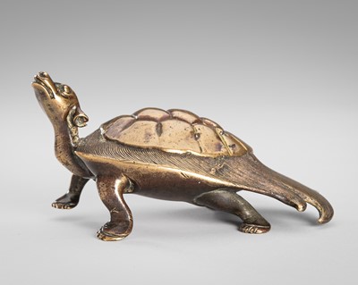Lot 39 - A BRONZE OKIMONO OF A MINOGAME