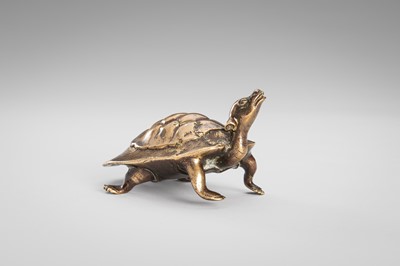 Lot 39 - A BRONZE OKIMONO OF A MINOGAME