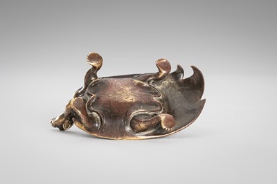 Lot 39 - A BRONZE OKIMONO OF A MINOGAME