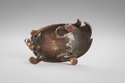 Lot 39 - A BRONZE OKIMONO OF A MINOGAME