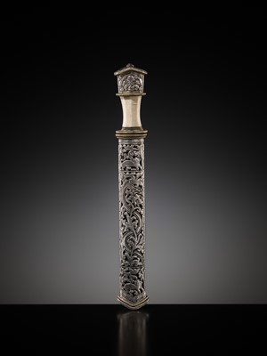 Lot 31 - A BONE AND SILVER-MOUNTED CEREMONIAL DAGGER, DUGHTI, LATE 19TH-EARLY 20TH CENTURY