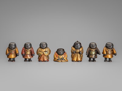 Lot 126 - A LOT WITH SEVEN FINE LACQUER GOSHO NINGYO DOLLS
