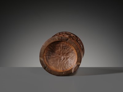 Lot 118 - A PIERCED BAMBOO ‘WANG QIAO FUXI (MISSING ONE SHOE)’ BRUSHPOT, BITONG, BY QIN ZHIYI, DATED 1655