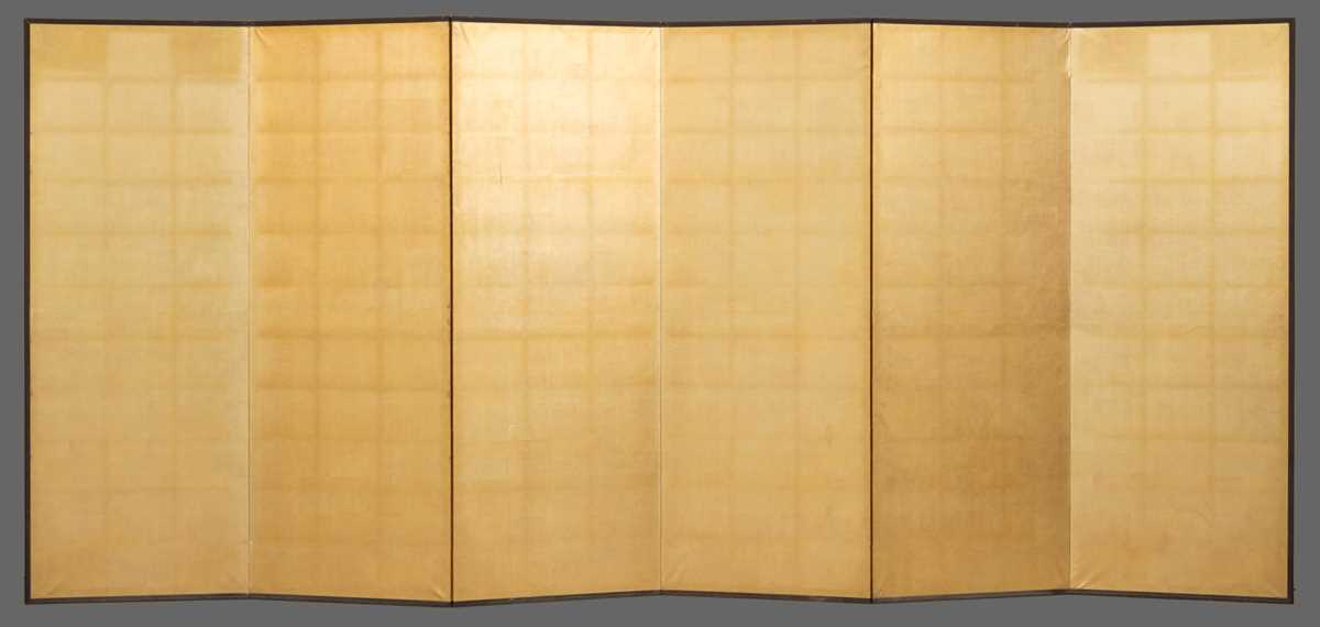 Lot 20 - A SIX-PANEL ‘GOLD LEAF’ BYOBU (FOLDING SCREEN)