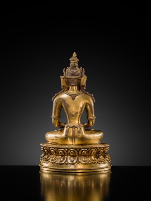 Lot 26 - AN INLAID GILT-BRONZE FIGURE OF AMITAYUS, TIBET, 19TH TO EARLY 20TH CENTURY