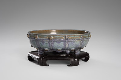 Lot 1202 - A JUN BULB BOWL, LATE QING DYNASTY TO REPUBLIC PERIOD