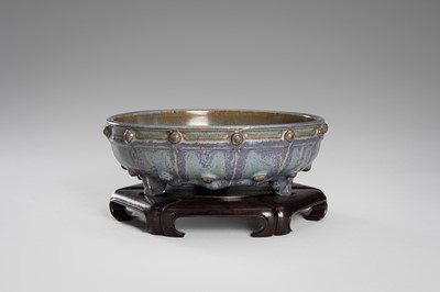 Lot 1202 - A JUN BULB BOWL, LATE QING DYNASTY TO REPUBLIC PERIOD