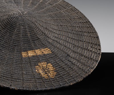 Lot 104 - A RARE LACQUERED JINGASA (WAR HAT) WITH SAKURA MON