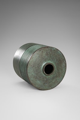 Lot 55 - SOICHI: A GREEN PATINATED BRONZE VASE