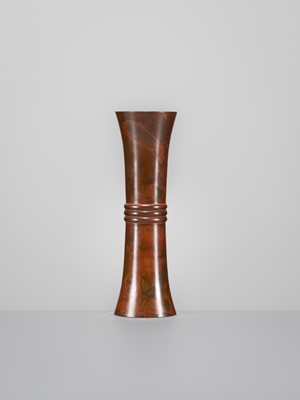 Lot 62 - A FINE GU-FORM BRONZE FLOWER VASE