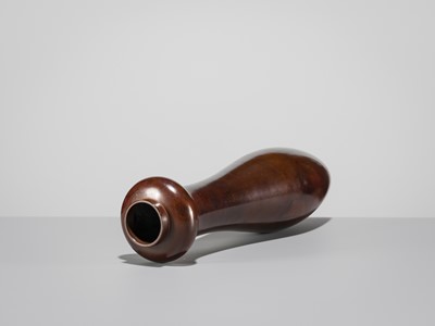 Lot 64 - KITAHARA SANKA: A CAST BRONZE VASE