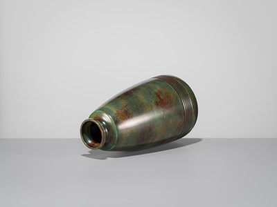 Lot 60 - MASAHARU TAKENAKA: A FINE BRONZE FLOWER VASE