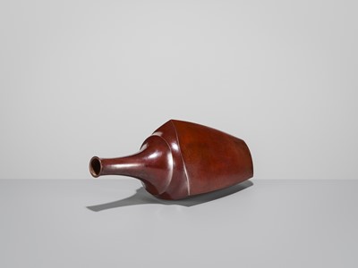 Lot 67 - SHUGETSU: A FINE TRIANGULAR BRONZE VASE