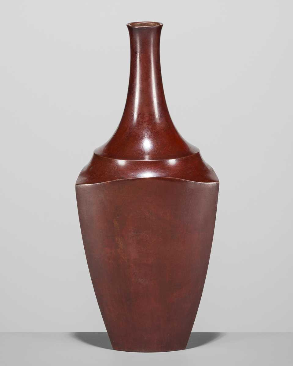Lot 67 - SHUGETSU: A FINE TRIANGULAR BRONZE VASE