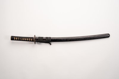 Lot 528 - SUKESADA: A BIZEN WAKIZASHI IN KOSHIRAE