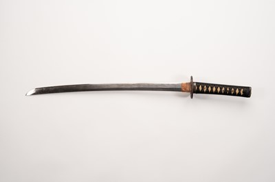 Lot 528 - SUKESADA: A BIZEN WAKIZASHI IN KOSHIRAE