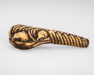 Lot 467 - A LARGE ANTLER NETSUKE OF TWO RATS ON A COIL OF ROPE
