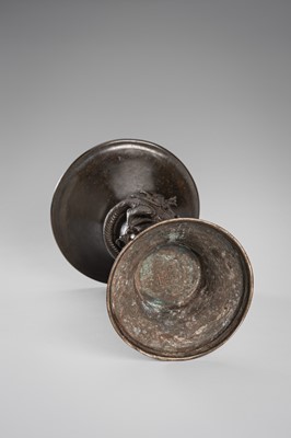 Lot 8 - A BRONZE BEAKER VASE WITH A DRAGON, 19TH CENTURY