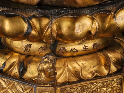 A LARGE AND IMPRESSIVE GILT WOOD FIGURE OF AMIDA NYORAI, 18TH CENTURY