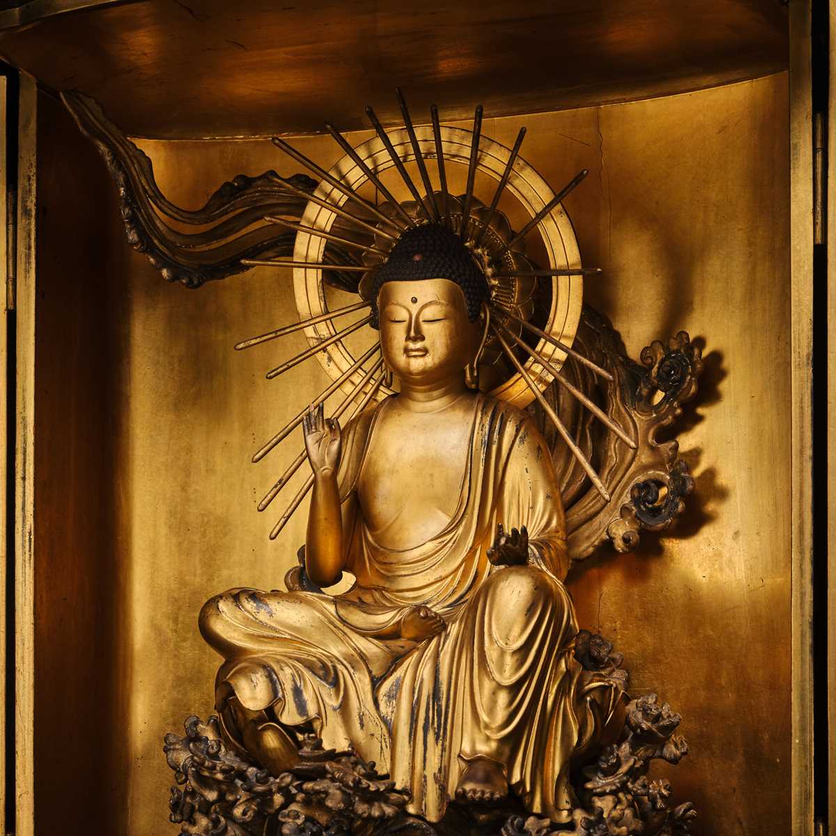 Lot 161 - A LARGE ZUSHI (PORTABLE BUDDHIST SHRINE) CONTAINING A FINE GILT-LACQUERED WOOD FIGURE OF AMIDA NYORAI, 18TH CENTURY