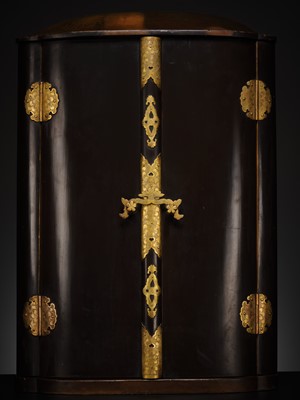 Lot 161 - A LARGE ZUSHI (PORTABLE BUDDHIST SHRINE) CONTAINING A FINE GILT-LACQUERED WOOD FIGURE OF AMIDA NYORAI, 18TH CENTURY