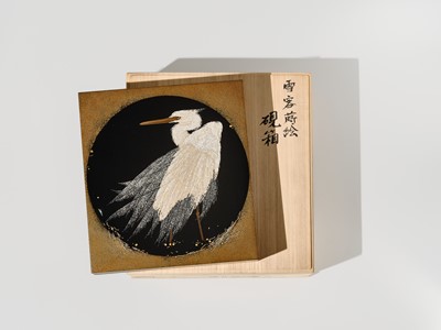 Lot 150 - A FINE EGGSHELL-INLAID LACQUER SUZURIBAKO (WRITING BOX) WITH AN EGRET AND MOON