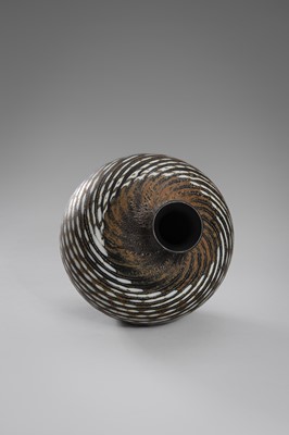 Lot 162 - IRISAWA SHOJI: A FINE GLASS VASE WITH SPIRAL DESIGN