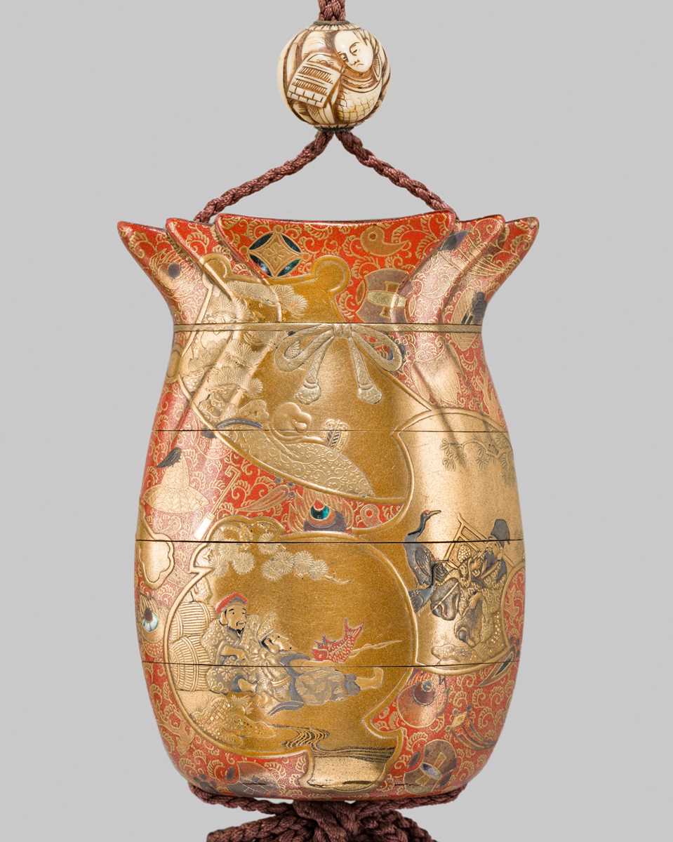 Lot 36 - AN IMPRESSIVE AND LARGE FOUR-CASE LACQUER INRO IN THE FORM OF A KINCHAKU DEPICTING THE SEVEN LUCKY GODS (SHICHIFUKUJIN)