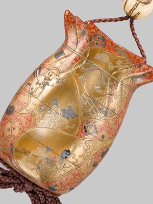 Lot 36 - AN IMPRESSIVE AND LARGE FOUR-CASE LACQUER INRO IN THE FORM OF A KINCHAKU DEPICTING THE SEVEN LUCKY GODS (SHICHIFUKUJIN)