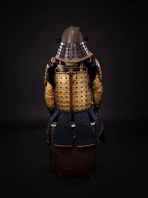 A NIMAI YOKOHAGI OKEGAWA DO GUSOKU (ARMOR) WITH A KOBOSHI KABUTO AND RESSEI MENPO