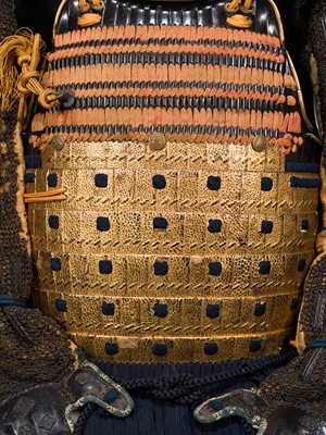 A NIMAI YOKOHAGI OKEGAWA DO GUSOKU (ARMOR) WITH A KOBOSHI KABUTO AND RESSEI MENPO