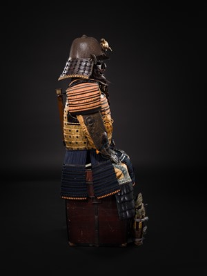 A NIMAI YOKOHAGI OKEGAWA DO GUSOKU (ARMOR) WITH A KOBOSHI KABUTO AND RESSEI MENPO