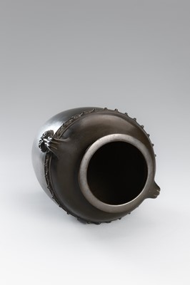 Lot 6 - SHUSEI: A BRONZE VASE WITH SPIRAL DESIGN