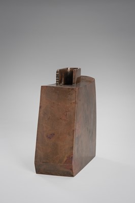 Lot 57 - TAKEUCHI EISUKE: AN ABSTRACT BRONZE VASE