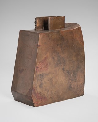 Lot 57 - TAKEUCHI EISUKE: AN ABSTRACT BRONZE VASE