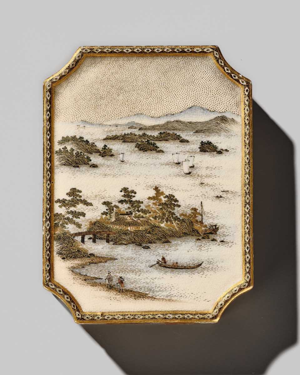 Lot 232 - YABU MEIZAN: A MAGNIFICENT AND RARE SATSUMA INCENSE BOX (KOGO) AND COVER